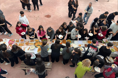 Yalovalı öğrenciler Gazze için 3,5 milyon lira topladı