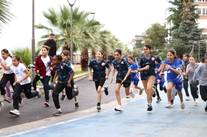 Çiftlikköy’de Cumhuriyet Koşusu heyecanı yaşandı
