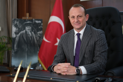 “Cumhuriyet geleceğe inancımızın simgesidir”