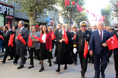 Cumhuriyetin 102. yıldönümü coşkuyla kutlandı
