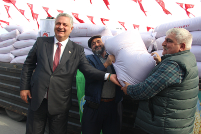 Yalova Belediyesi’nden çiftçiye 14 ton buğday tohumu desteği