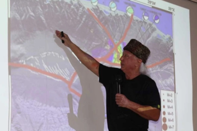 Üşümezsoy’dan Yalova uyarısı!  7 şiddetinde deprem üretebilir