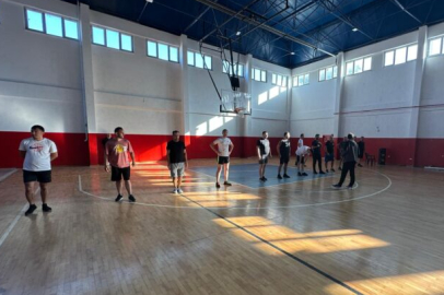 Tekerlekli Sandalye Basketbol Hakem Semineri Yalova’da yapıldı