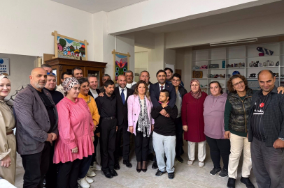 AK Parti yöneticileri Remzi’nin yaş gününü unutmadı