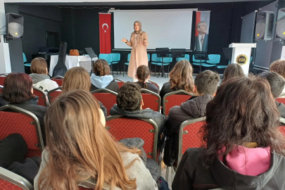 İŞKUR Yalova öğrencilerle buluştu