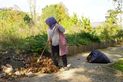 Termal Caddesi’nde sonbahar temizliği