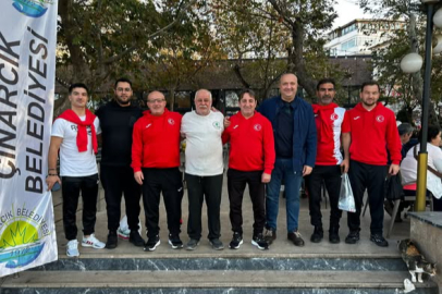 Başkan Kurt, İşitme Engelliler Güreş Milli Takımı’nı ağırladı