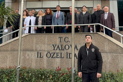 Özel İdare Atatürk’ü andı