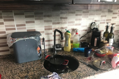 Kızgın yağ dolu tencereye dökülen su yangın çıkardı!