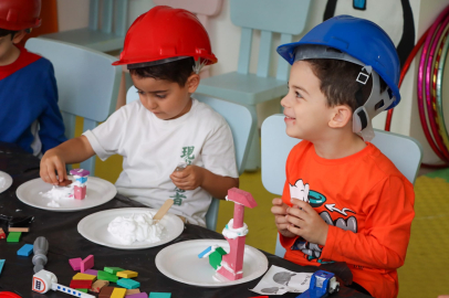 Yapı-İnşa Mimari Eserler Atölyesi miniklerle buluştu
