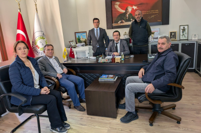 Canbay, mahalle muhtarlarını ile bir araya geldi