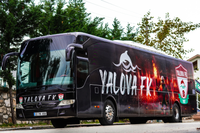 Yalova FK'nın yeni otobüsü beğeni topladı