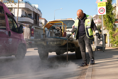 Kanalizasyonlarda sıcak sisleme çalışmaları sürüyor