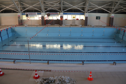 Su krizi sonrası Yalova Kapalı Yüzme Havuzu kapatıldı