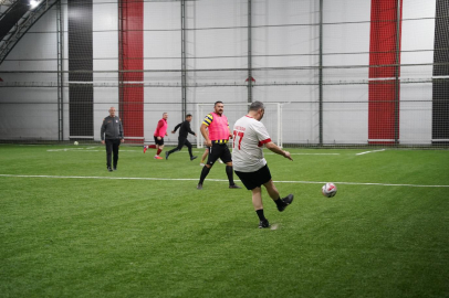 Başkan Tavşan hemşehrileri ile sahaya çıktı