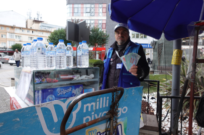 800 Milyon TL’lik Yılbaşı İkramiyesi satışları başladı