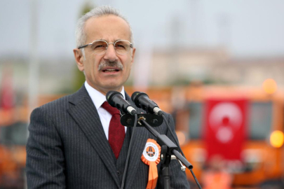 Bakan Uraloğlu: Osmangazi Köprüsü'nden günlük 65 bin araç geçiyor