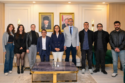 Efsane şampiyon Halil Mutlu, Vali Kaya’yı ziyaret etti