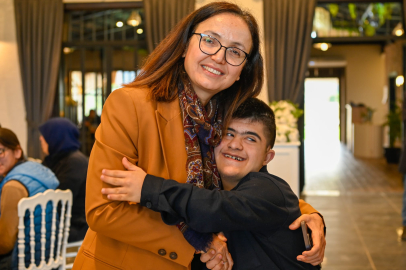 Vali Kaya, özel çocuklarla kahvaltıda buluştu