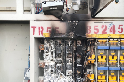 Cumhuriyet Meydanı’nda korkutan trafo yangını