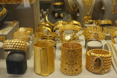 Güncel altın fiyatları: Gram, çeyrek ve cumhuriyet altını kaç TL oldu?