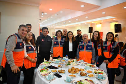 Vali Kaya, AFAD gönüllüleriyle buluştu