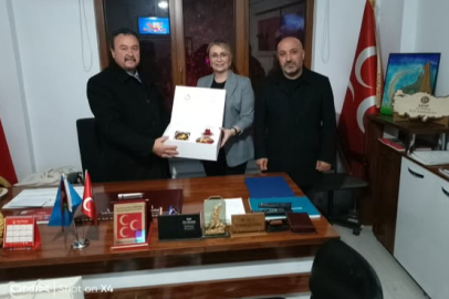 Başkan Fazlaca ve beraberindeki heyet MHP’yi ziyaret etti