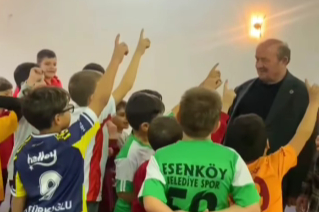 Başkan Temel güreşçilerle buluştu