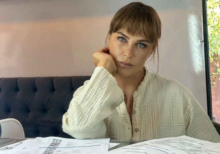 Hülya Avşar (Fazilet)