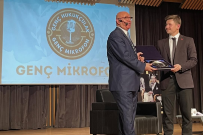 Mahmut Tanal, Yalova Üniversitesi öğrencileriyle buluştu