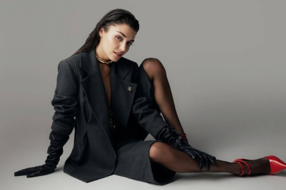 Hande Erçel Londra'yamı taşınıyor?