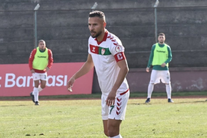 Yasin Öztekin Yalova FK’ya veda etti