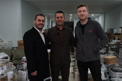 YESO Başkan Adayı Aydın Kacir Mimar Sinan Caddesi’nde esnafla buluştu