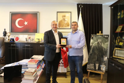 Başkan Kurt Radoviş heyetini ağırladı