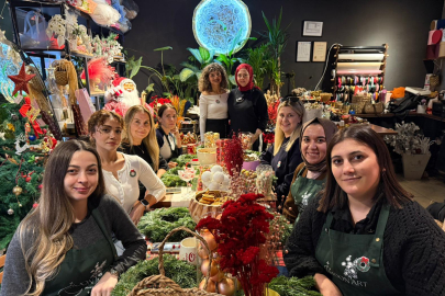 Moon Art Flowers’tan birinci yıla özel workshop