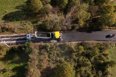 Yalova’nın köylerinde 14, 5 kilometrelik sıcak asfalt döküldü