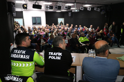 Jandarmadan okul servis şoförlerine trafik eğitimi