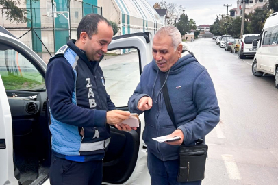 Çiftlikköy zabıtası kayıp cüzdanı sahibine ulaştırdı