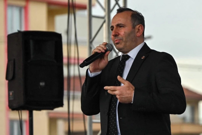 Mustafa Tutuk, “Cumhuriyet Meydanı ticaret alanına dönüştürülmemeli”