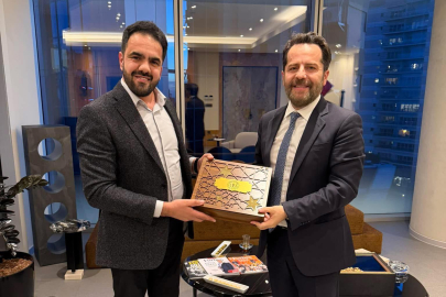 Halil İbrahim Özer’den Erden Timur’a ziyaret