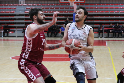 Çiftlikköy Belediye İTÜ’yü 65-63’le geçti