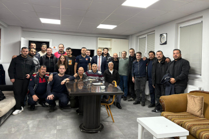 Başkan Kurt itfaiye personeli ile buluştu