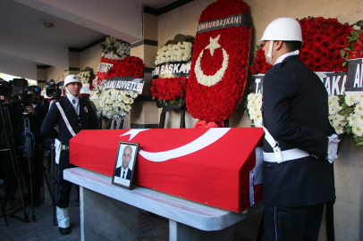 Polis memuru İlker Pehlivan Yalova’da son yolculuğuna uğurlandı