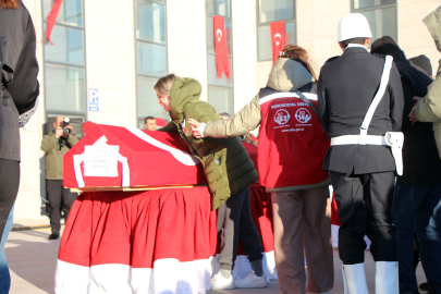 Yalova’da şehitler, gözyaşları ve dualarla son yolculuklarına uğurlandı