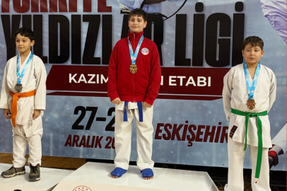 Çiftlikköy karatecilerinden Eskişehir’de madalyalara ambargo