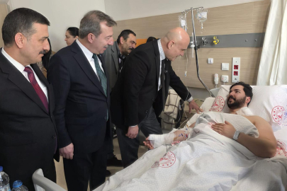 İYİ Parti heyeti yaralı polisleri hastanede ziyaret etti