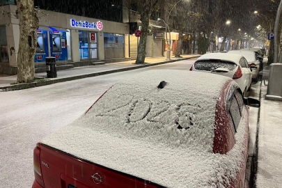 Yalova’ya yılın ilk karı yağdı