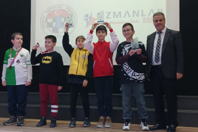 Uzmanlar Koleji’nde satranç şöleni yaşandı