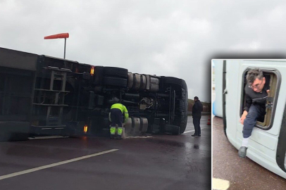 Otoyolda fırtına nedeniyle TIR devrildi! 1 yaralı