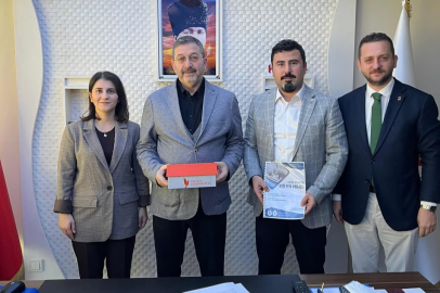 Çınarcık Meslek Yüksekokulu fiber tekne projesini tanıttı